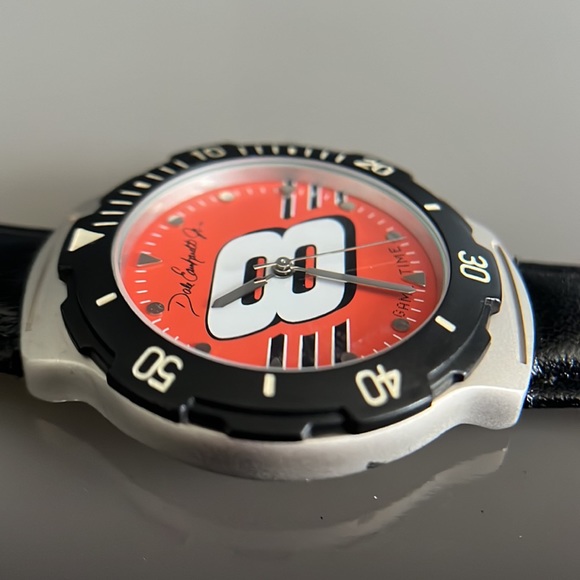 Dale Earnhart Jr. Game Time Quartz Analog Watch - Unisex - Picture 4 of 16